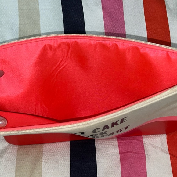 Kate Spade EAT CAKE FOR BREAKFAST  Pink Red Canvas Laptop Bag - Picture 6 of 12